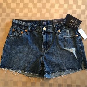 GAP women’s denim 3” short-shorts